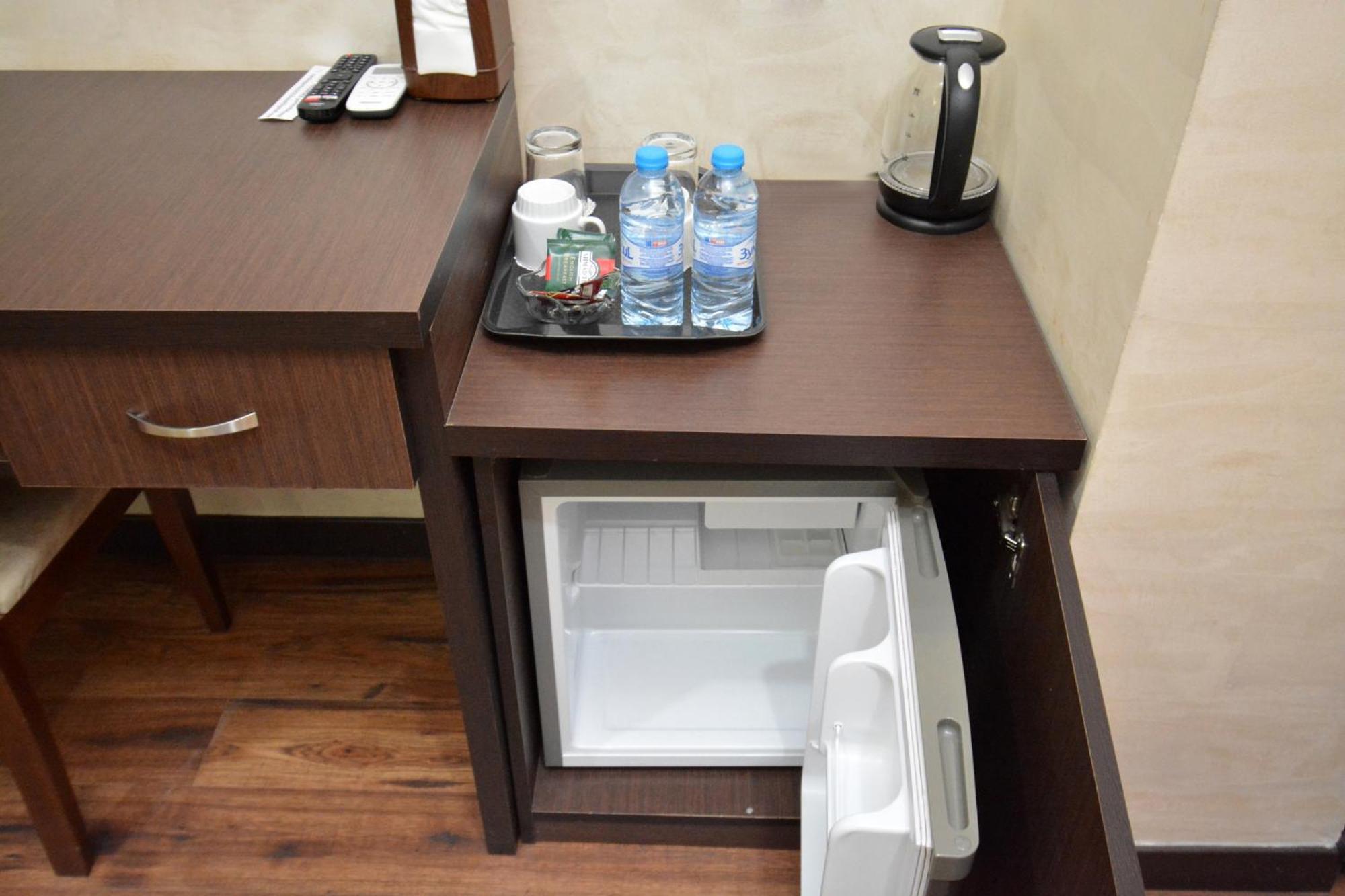Hotel Partiez Yerevan Ngoại thất bức ảnh