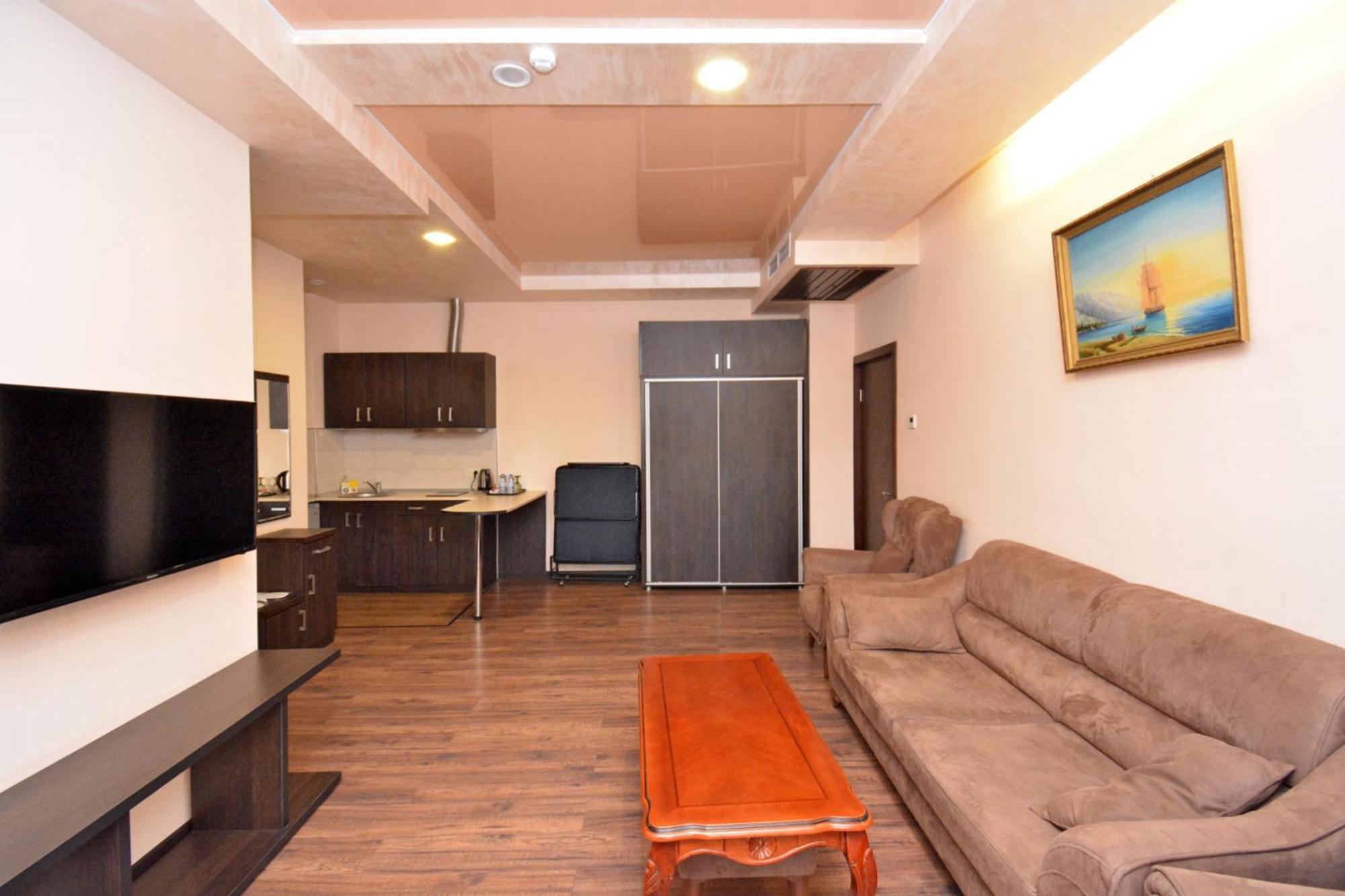 Hotel Partiez Yerevan Ngoại thất bức ảnh